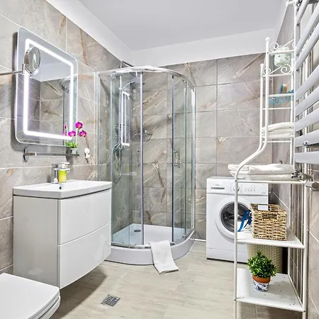 Crystal Bay - Pool &