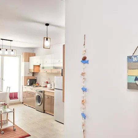 Crystal Bay - Pool & Apartament