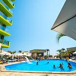 Daire Crystal Bay - Pool & *