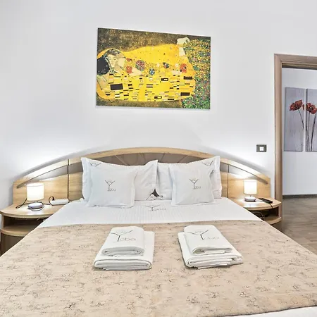 Crystal Bay - Pool &