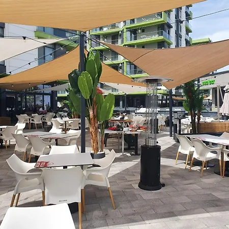 Crystal Bay - Pool & * Năvodari