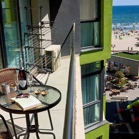 Crystal Bay - Pool & Năvodari