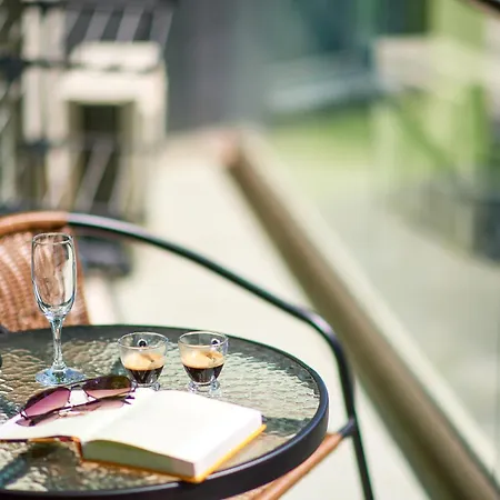 Crystal Bay - Pool &