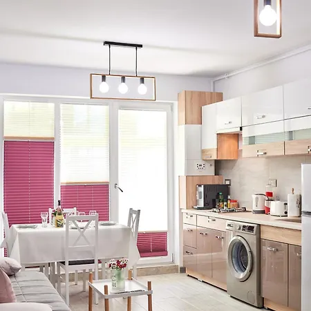 Crystal Bay - Pool & Apartment *