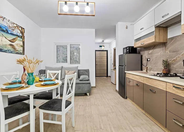 Apartment Crystal Bay - Pool &