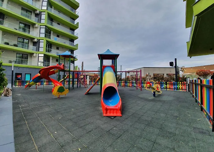 Crystal Bay - Pool & Năvodari