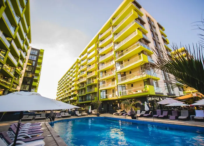 Crystal Bay - Pool & *