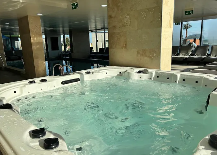 Crystal Bay - Pool & Apartment *